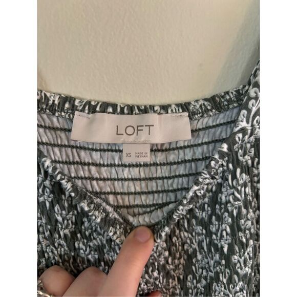 Loft SZ XS Lot of Two Dresses Smocked Tiered Sun Dresses Red and Gray Printed - Picture 5 of 11